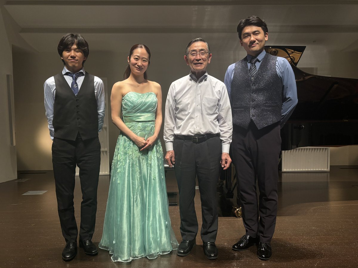 AoiTrio's tweet photo. 【宗次ホール】
台風の影響が心配でしたが、無事終演いたしました！満席のお客様に聞きにきていただき、感謝でいっぱいです😭
早熟の天才たちを集めたプログラム、いかがでしたでしょうか😊
アンコールは
ベートーヴェン:ピアノ三重奏曲第3番より
第2楽章でした✨
ご来場誠にありがとうございました🙇‍♀️ https://t.co/JRa9VciG40