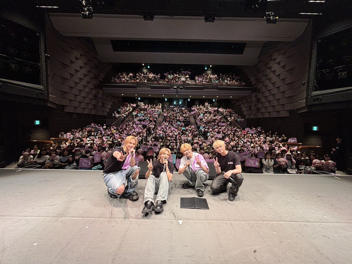 taiki__official's tweet photo. #ぼっちライブ vol.2
本当に楽しかった😭🙏🏻

沢山の相席さんに囲まれ
あんな企画やこんな企画
自由にやらせてもらいました😂

ボーカリスト佐藤大樹も
楽しんでくれました？

ぜひ感想をポストしてください🌻

@bocchimic795 #FANTASTICS https://t.co/YxVanvLCet