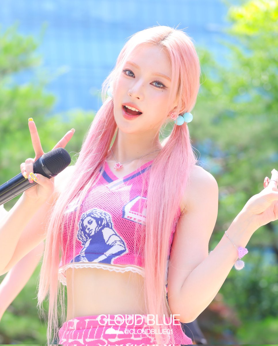 Cloudblue01's tweet photo. 260627 스테이씨
아이사
#stayc #isa #아이사 https://t.co/iHBIIhYasd