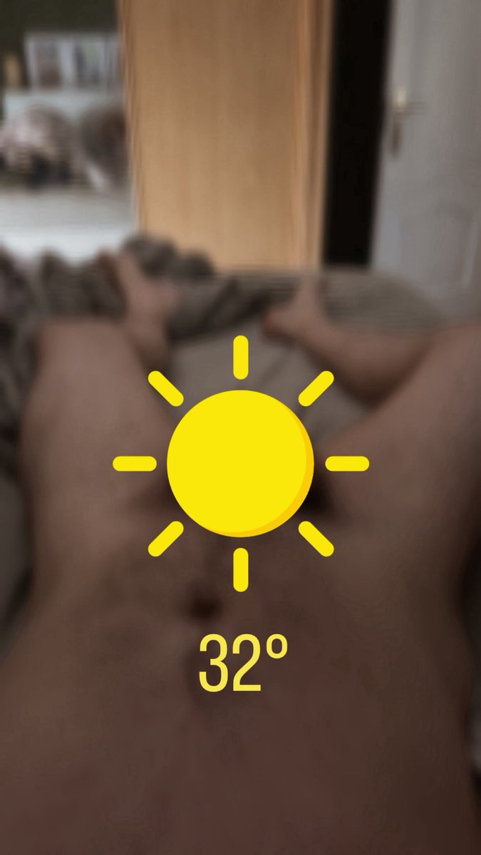 SamuelHarrisXXX's tweet photo. It’s hot outside https://t.co/ExNTA5LeYw