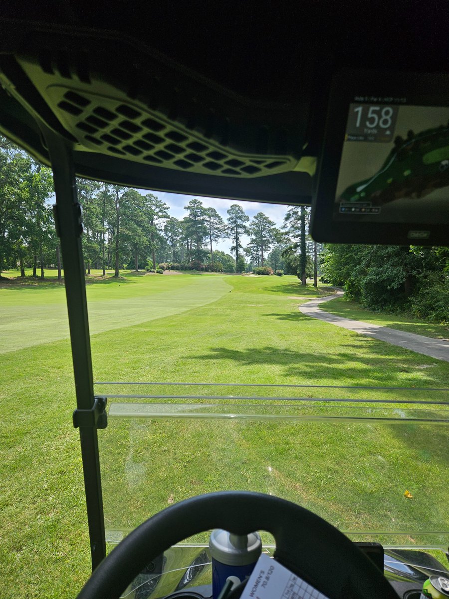 WillOAyers's tweet photo. Little golf with my younger brother yesterday!! Its amazing watching him play, he hasn't played much over the last 5-7 years, but you can tell he still got it. My mom always ask "who won"... she already knows the answer!!
#golf #family #beautifulweather https://t.co/pDBFwkRgSo
