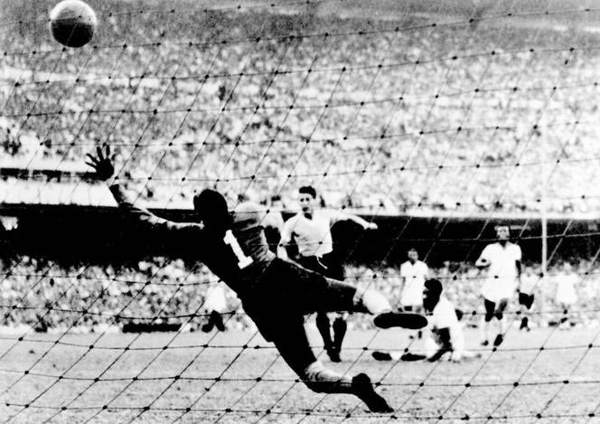 scarfayz's tweet photo. @Thiagostoso9 @feluwk @mrluckystrike @CentralDoBrega Vous avez un problème avec l’Uruguay les brésiliens. Qu’est ce qu’ils vous ont fait? https://t.co/dsxHzQdyHn