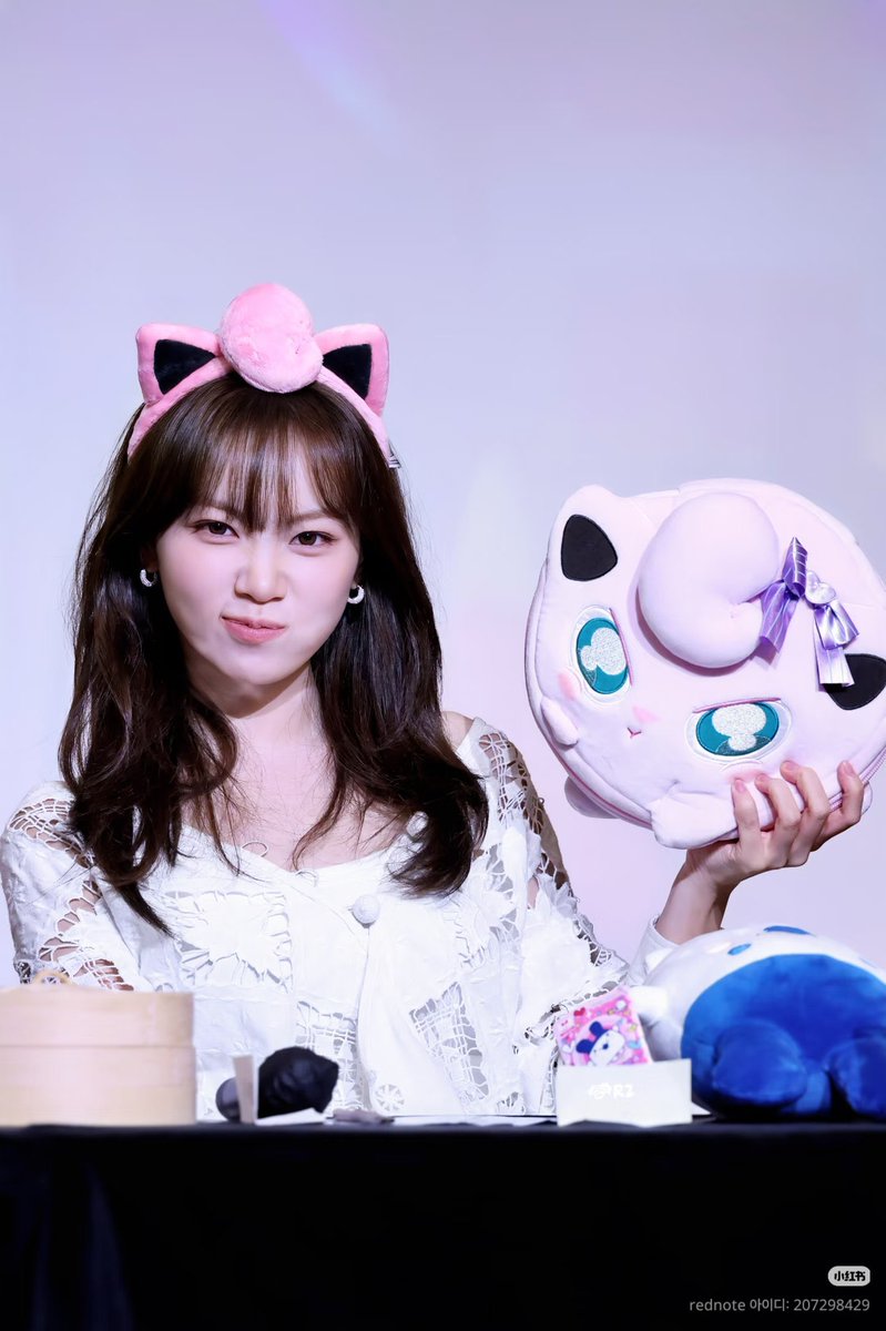ssamachae's tweet photo. NO ONE TALK TO ME 😭😭😭😭😭😭😭 https://t.co/uplggTzNcj