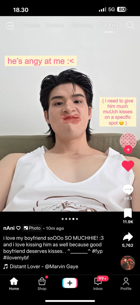 seakachu's tweet photo. hihi :3 :3 karena akuu lihat ada pembahasan skynani ciuman — aku bikin what if! nani ngepost konten imut, “where i’d kiss my boyfriend if. . .” 👀💋👦🏻 https://t.co/xgu72YDQjm