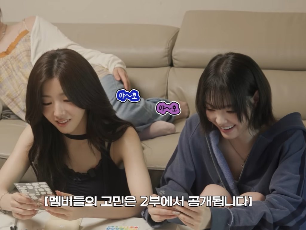 HaizulByezul's tweet photo. Lynn with her parent 
#tripleS #트리플에스 #Lynn #린 
#SoHyun #소현 #Xinyu #신위 https://t.co/JdJsdB5x72