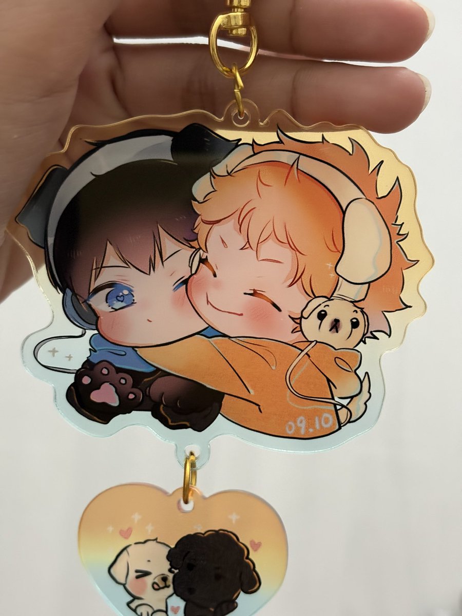 fairybeing's tweet photo. cantik bgt ini keyring🫐🍊 https://t.co/Vj7u3IoTSt