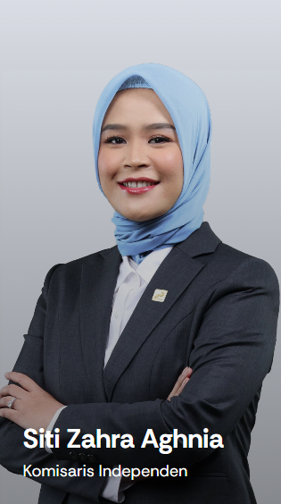hihihidlar's tweet photo. Nemu nama menarik, Siti Zahra Aghnia. Istri dari M. Arief Rosyid Hasan, Komandan TKN Fanta (Pemilih Muda) Prabowo-Gibran.

Suaminya sempet menjabat Komisaris Bank BSI, sebelum mengundurkan diri untuk "dukung" Prabowo-Gibran. 

Uniknya, Istrinya jadi komisaris Januari 2024, jadi terkesan seperti "ganti" jabatan suaminya yg mundur demi mengabdi untuk "Timses" Prabowo.