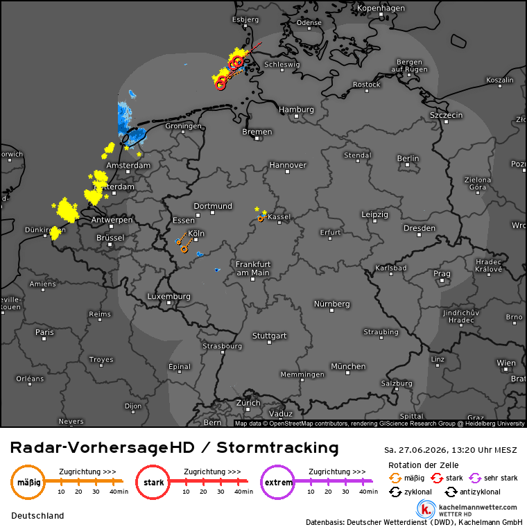 Kachelmannwettr's tweet photo. 🌩️ Jetzt geht es schnell

Erste Hitze-#Gewitter schießen jetzt explosionsartig von den westlichen Mittelgebirgen kommend hoch. Das geht ganz schnell!

👉 StormTracker jetzt im Auge behalten https://t.co/7BnC4vNRGH, Zoom per Klick in die Karte.
/FA

#Hitze #Hitzewelle #Hartmut https://t.co/Quw87JaetP