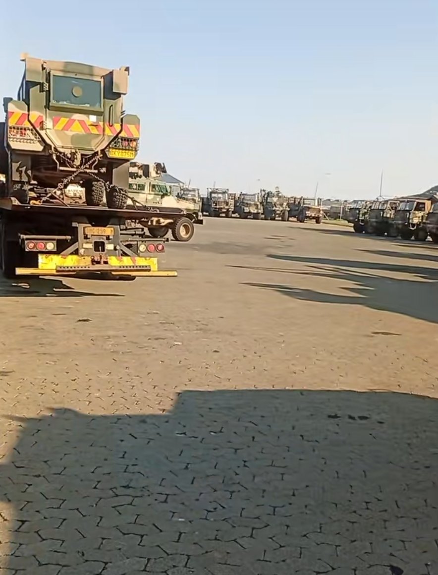 MusaMzilikazi's tweet photo. The government is ready for June 30.

30 years into democracy, they are still using apartheid government trucks.

Useless black leaders.🚮 https://t.co/VsMQUsWley