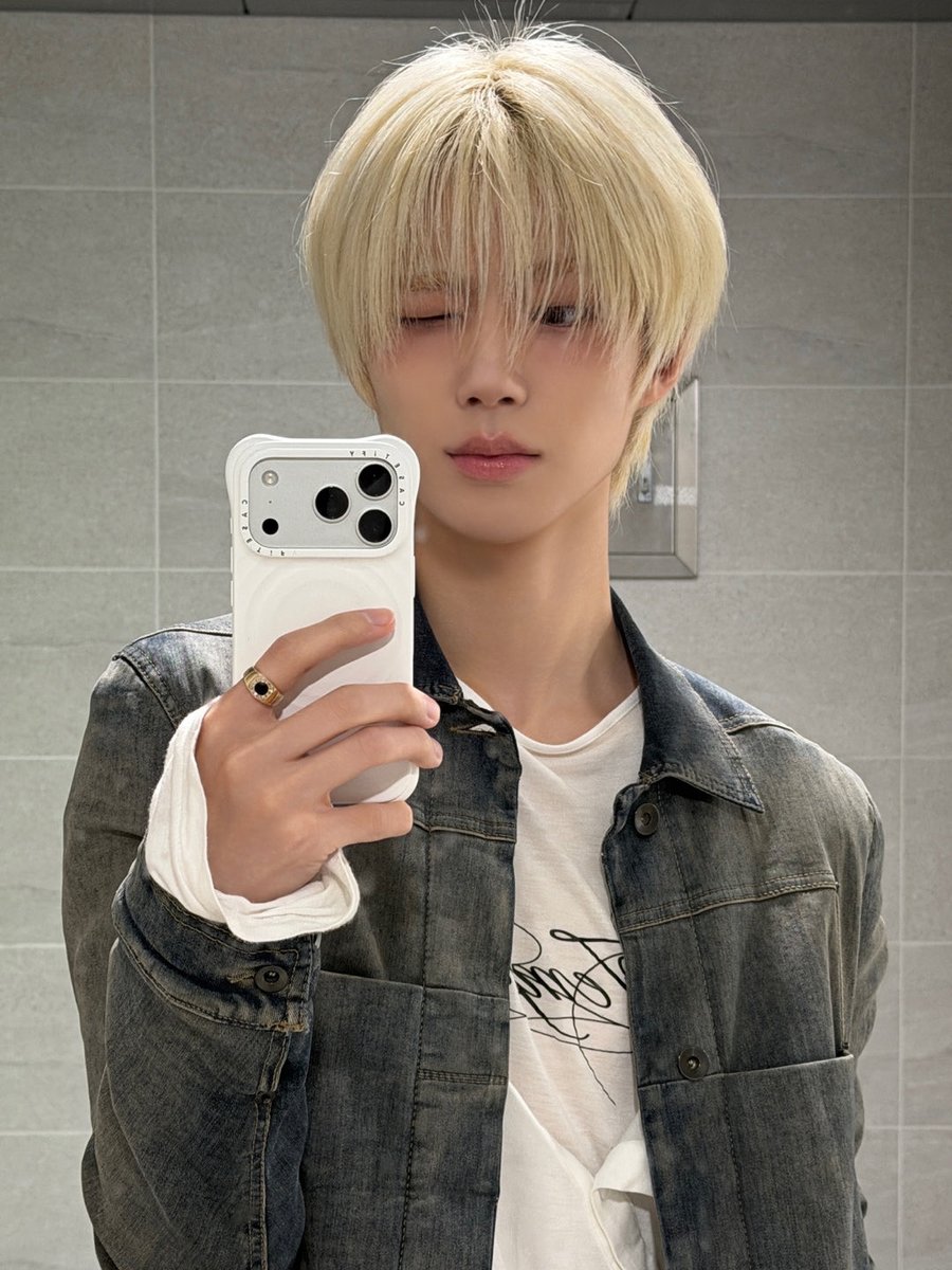 MEMBERS_8TURN's tweet photo. 누야 돼지국밥에 정구지 쓰까먹어야제🫵
원아페 zㅏㄹzㅏ😴

#8TURN #에잇턴 #エイトターン
#민호 #MINHO #ミノ https://t.co/EHPUGXGqEy
