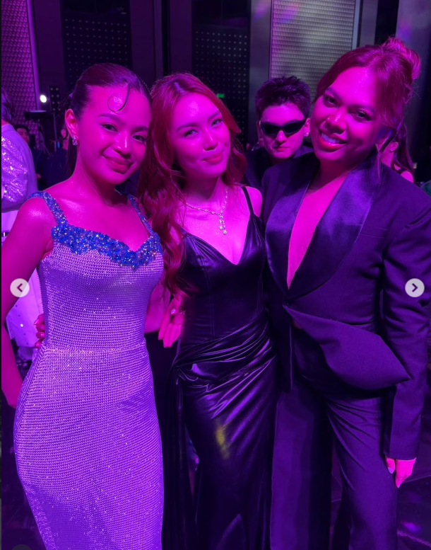withlozol's tweet photo. Another crumbs from the prom! Ang fedelin naka bantay hahaha 

source: rein_lustre

#FranSeth https://t.co/h0ZnDcmvDT