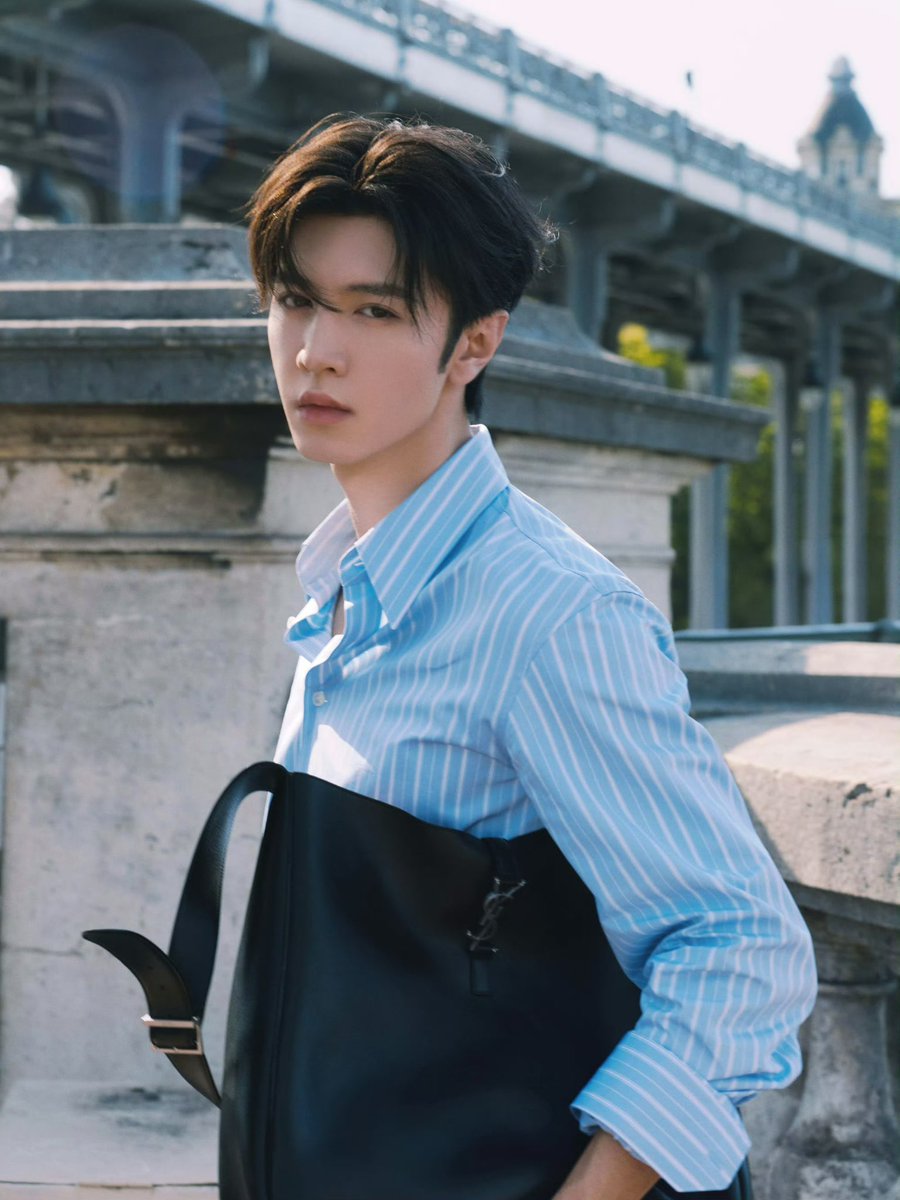 SandraYB275533's tweet photo. ‼️ My WISH for today:
Can he please post these pics on Insta too 🙏🏻🥹
The whole world has to recognize his youthfull handsomeness and effortless elegance 🔥🌎
#ChenZheyuan #YSL https://t.co/CgINBSJuDI