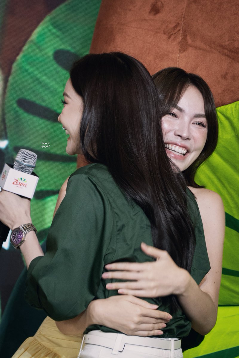 ppy_dd's tweet photo. 🥹🤍🫳

CL WITH ZESPRI KIWI 
#ZespriTHXCharlotte
#อิงล็อต #englot https://t.co/bhBCkdxnko