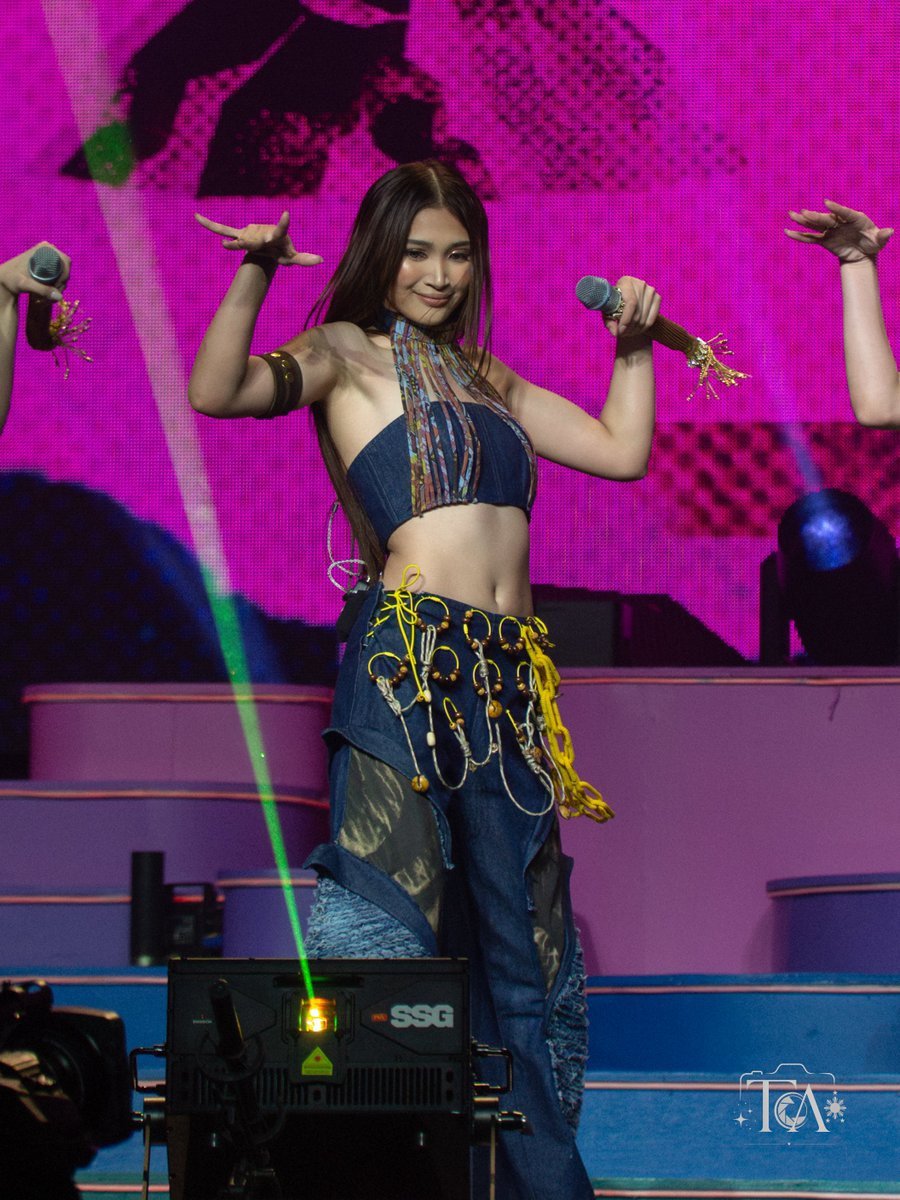 binarius_'s tweet photo. Ready na ako sa Step Back Jhoanna. Sana maapakan ni Jhollibee 😌

BINIStepBack PerfVisualizer
#BINI_StepBackPV #BINI_StepBack #BINI_SignalsEP https://t.co/NyRxOjscfP