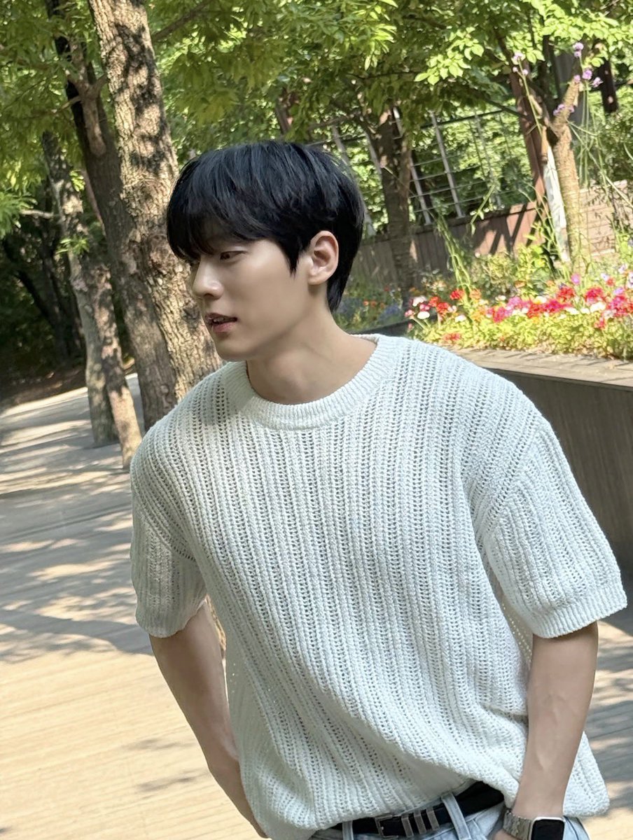 puppyII29's tweet photo. 260627 #허타람찌 인스타 게시물

🍃💚 https://t.co/ivYM2J2b8X