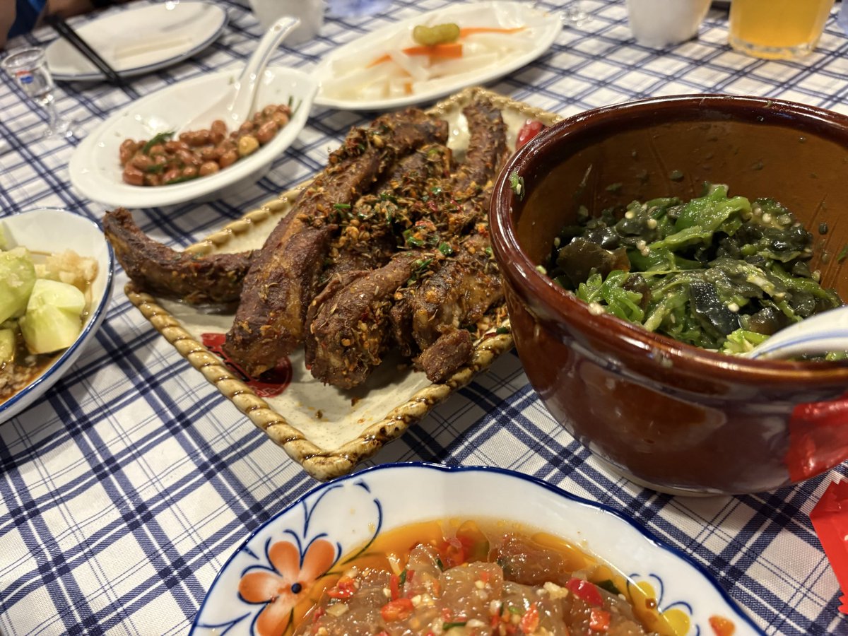 aonekoko's tweet photo. 駐在の皆さんと湖南料理をいただきました！今日はお集まりいただきありがとうございました！ https://t.co/sVMPnhcdgL