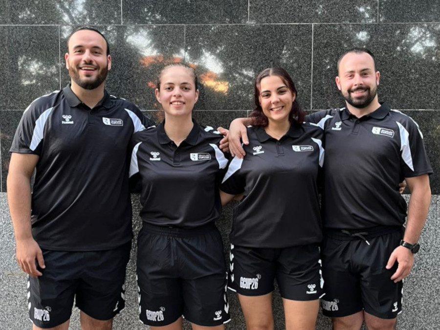 FCYLBM's tweet photo. ⚖️ ÁRBITROS

Cuatro árbitros de Castilla y León convocados para el curso de ascenso

Éste se desarrolla en Granollers a la vez que el Torneo "Granollers Cup".

🗞️ https://t.co/5y3LZDRuSp

#⃣ #CyLesBalonmano https://t.co/PQP4H6k7PM