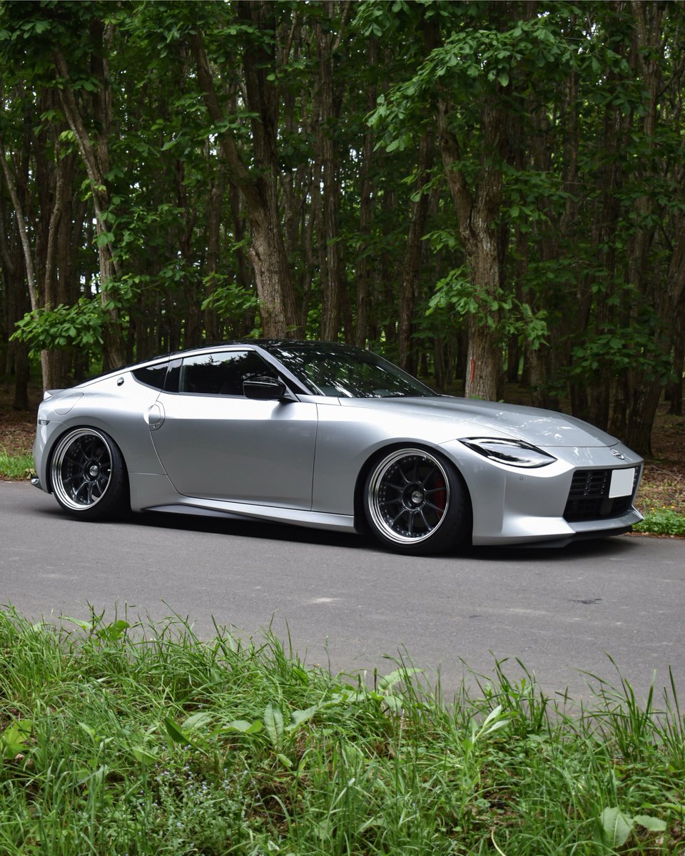 yu_z34's tweet photo. まだ慣らし運転も終わっていないRZ34
326パワー60Kとフルアームでビシッとアライメントをとって、この車高でも干渉なし
エアロも届いたそうで、まだまだ進化するとのことです☺️ https://t.co/PcJBLptWIz