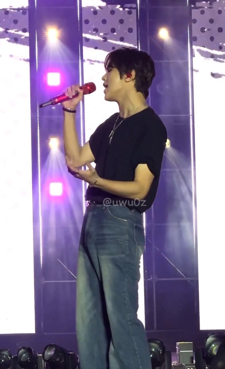 brilliantechan's tweet photo. 2 events from soloist Haechan this year
Can’t be proud enough to him finally He can shows his talents and skills with his own song and his own stage in front of many people
He made his debut last year and this year He got a chance to perform on the big audience🥺
He dreams to holding his solo concert later with more preparations and more songs of course 
Thank you Haechan for have done many things to be what you’re now
It's time for you to get more opportunities for yourself
I can’t really wait for LHC2 and Holocon soon🥹🫶🏻

Also I always love his outfit when He do his solo stuffs