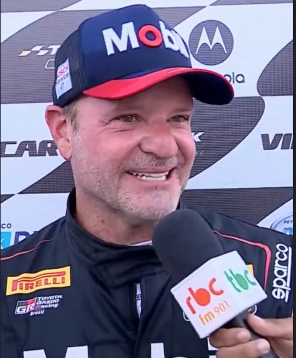 Leandroalvesgeo's tweet photo. @Estadao "Bomba: descobri algo de podre sobre a família bolsonaro". Rubens Barrichello. https://t.co/RHIVtkM0Rq