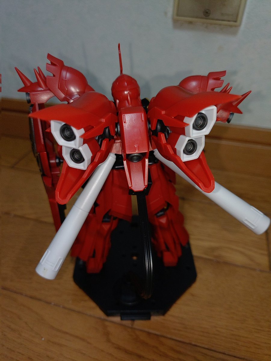 copen5499's tweet photo. ガンダムユニバース、シナンジュが発売されたー😭嬉しい(#^.^#)

ガンダムユニバースは好きだから嬉しいわー！！10月東京行ったらまた買おうかな🙄💭 予備として。ビームサーベルがついてないのが惜しい😭

 #ガンダムユニバース
 #シナンジュ
 #BANDAI
 #フル・フロンタル大佐 https://t.co/ZlWhoSOzqW