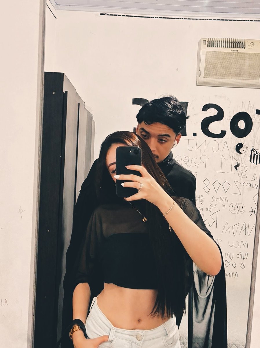 blessed013__'s tweet photo. meu primeiro e último amor. 🖤 https://t.co/FeWF1ipk3h