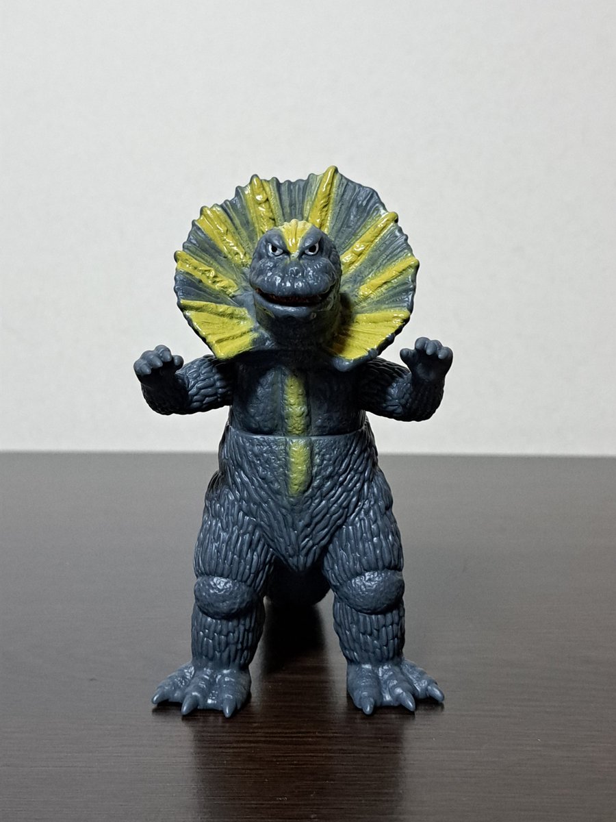 0327YAPOOL's tweet photo. ジラース

よくできてます、いい表情してます

現行サイズで初代マンAタイプとこういった写真撮れるはいいね

#あなたのソフビ紹介 https://t.co/Fu5qWD3b6V