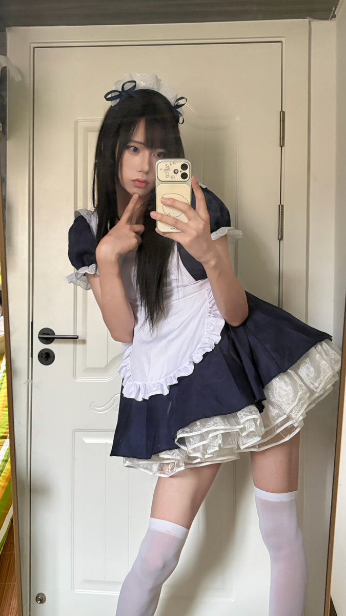 naiyu10x's tweet photo. 一米八的男孩子变成女仆了 https://t.co/kv8txBMgWC