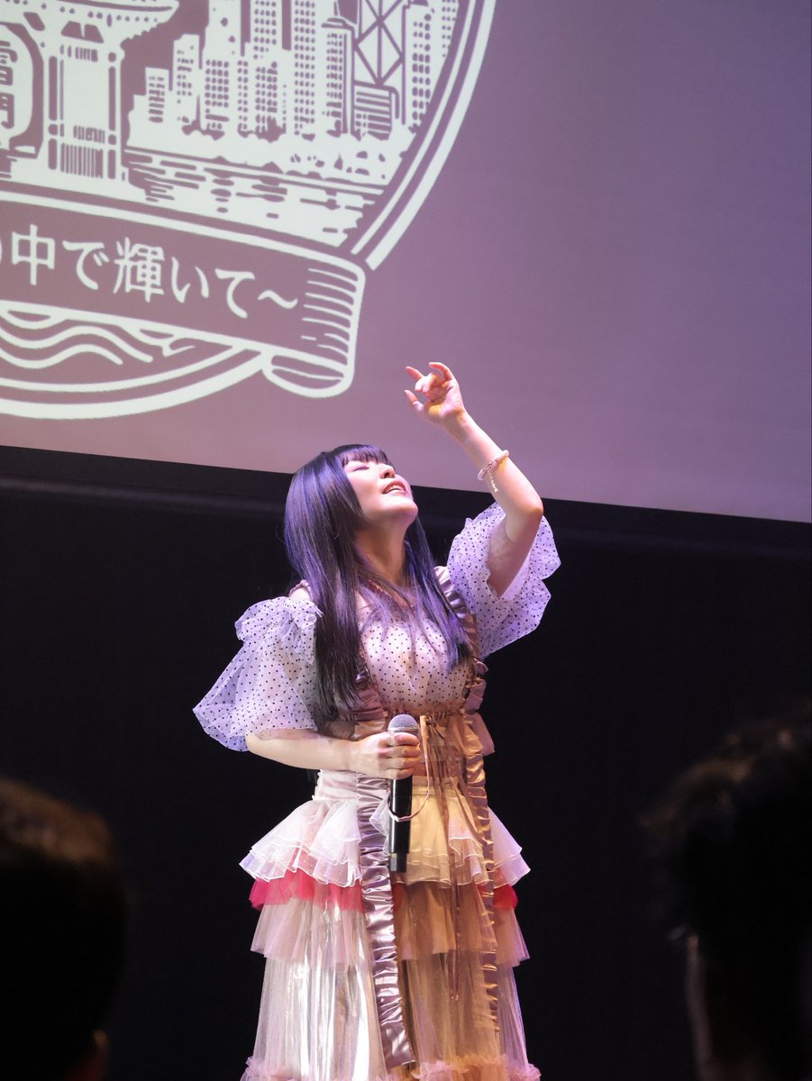yonekurachihiro's tweet photo. 🎤米倉千尋 30周年亚洲巡演 2026
～在亚洲闪耀光芒～✨

6/21 日本公演
📸照片⑦

现场演出照片公开🔥🎉

我把在香港和台北收到的满满爱与力量，
全部释放在日本最终公演！❤️‍🔥❤️‍🔥

全场19首歌曲，每一首都倾注了我的全部热情，全力演唱！✨🔥🔥✨

大家都是最棒的！🫶💕💋✨🙌❤️

（照片⑧ 敬请期待✨）

#米仓千寻
#米倉千尋
#30周年
#亚洲巡演
#日本公演
#动漫歌曲
#游戏歌曲

-----

🎤 Chihiro Yonekura 30th Anniversary Asia Tour 2026
✨Shining Across Asia（Asia no nakade kagayaite）✨

🇯🇵 Japan Final Show
📸 Photo ⑦

Live photos are here! 🔥🎉

I poured all the love and energy I received in Hong Kong and Taipei into the final show in Japan! ❤️‍🔥❤️‍🔥

I gave my heart and soul to every one of the 19 songs and sang with everything I had! ✨🔥🔥✨

You were all simply the best!! 🫶💕💋✨🙌❤️

(To be continued in Photo ⑧✨)

#ChihiroYonekura
#AsiaTour
#Japan
#30thAnniversary
#AnimeSongs
#GameSongs