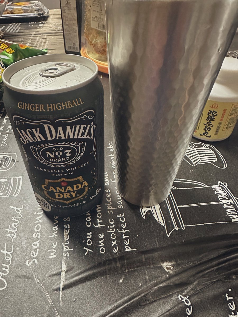 TAKAblue1129's tweet photo. 献杯！ https://t.co/KYlBIyVNqp