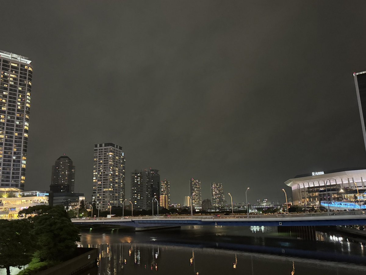 basilnm1234's tweet photo. 横浜ほんと綺麗やね https://t.co/NSWuISnBpg