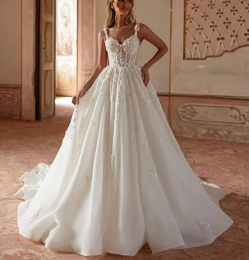Hester78883934's tweet photo. BEADED PRINCESS STYLE LACE WEDDING DRESS🌺
Size-2 to 24W*
White, Ivory*
R4601-00*
Shipping Included*
Delivery-50/60 Working Days*
FedEx IP Couriers*
Code-ADS98%🌺
"REVIEWS" https://t.co/gaJlrcveQH