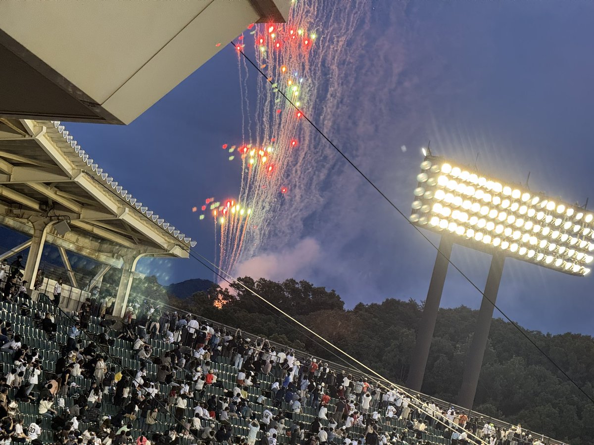 ChunColCabbage's tweet photo. いつもの

そして西武時代含め岸の先発を見るのは何回目かもうわからないであります https://t.co/pR0GeRtI4i