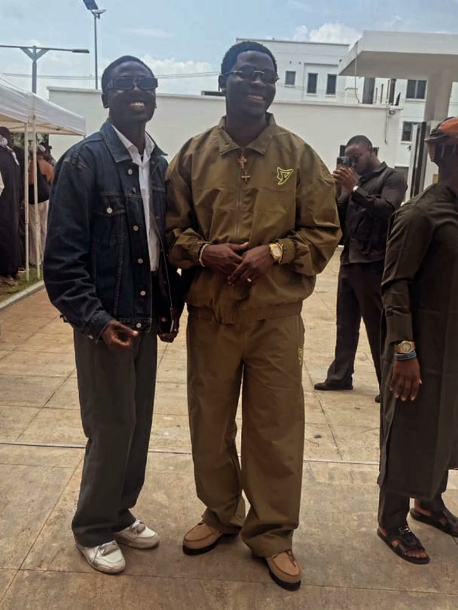 kstoone1's tweet photo. Met with @femi_dapson at the Music Business Conference.
Funny how he post the last video on this slide on snap and people won't stop asking me if truly I was the one.
I'm also using this as a reminder about bringing me to one of your set ..... It's a privilege ❤️
#worldmusicday https://t.co/rY46fToLEy