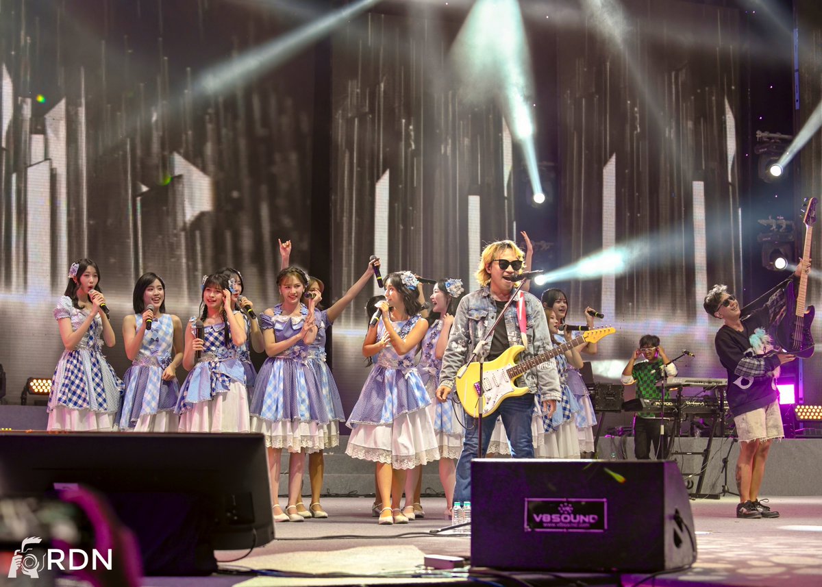 RDNADN's tweet photo. #JKT48Dream x J-Rocks https://t.co/E29wfHWBBQ