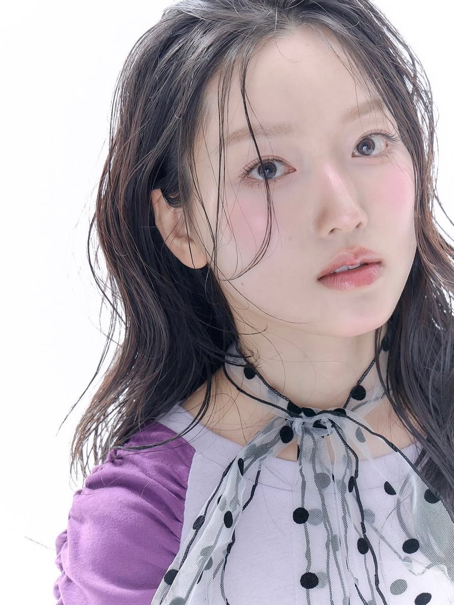 gowonsz's tweet photo. doll face https://t.co/ki5e4qNg0t