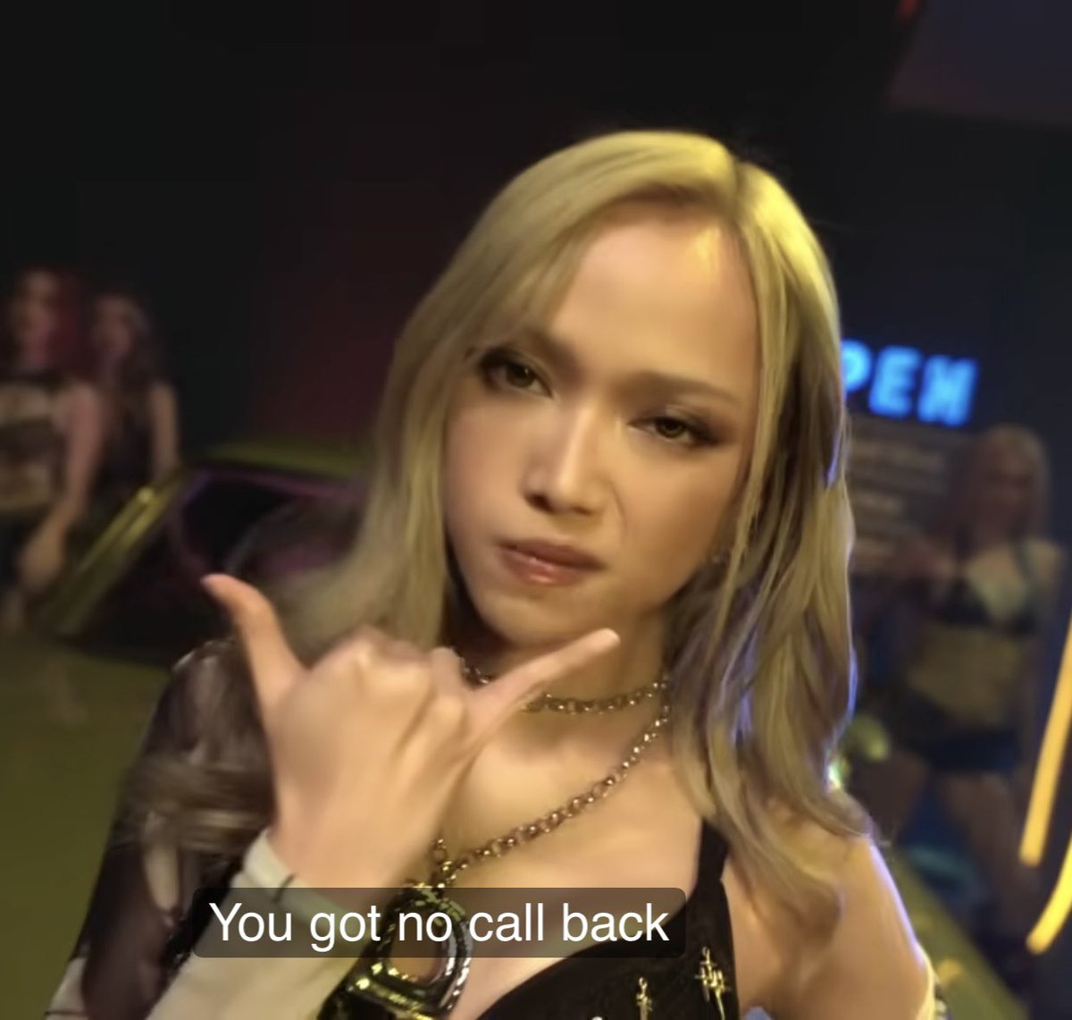 bini_writes's tweet photo. Yep, you got no call back from our main slayer! 

BINIStepBack PerfVisualizer

#BINI_StepBackPV #BINI_StepBack #BINI_SignalsEP https://t.co/T1ZTDOYkA2