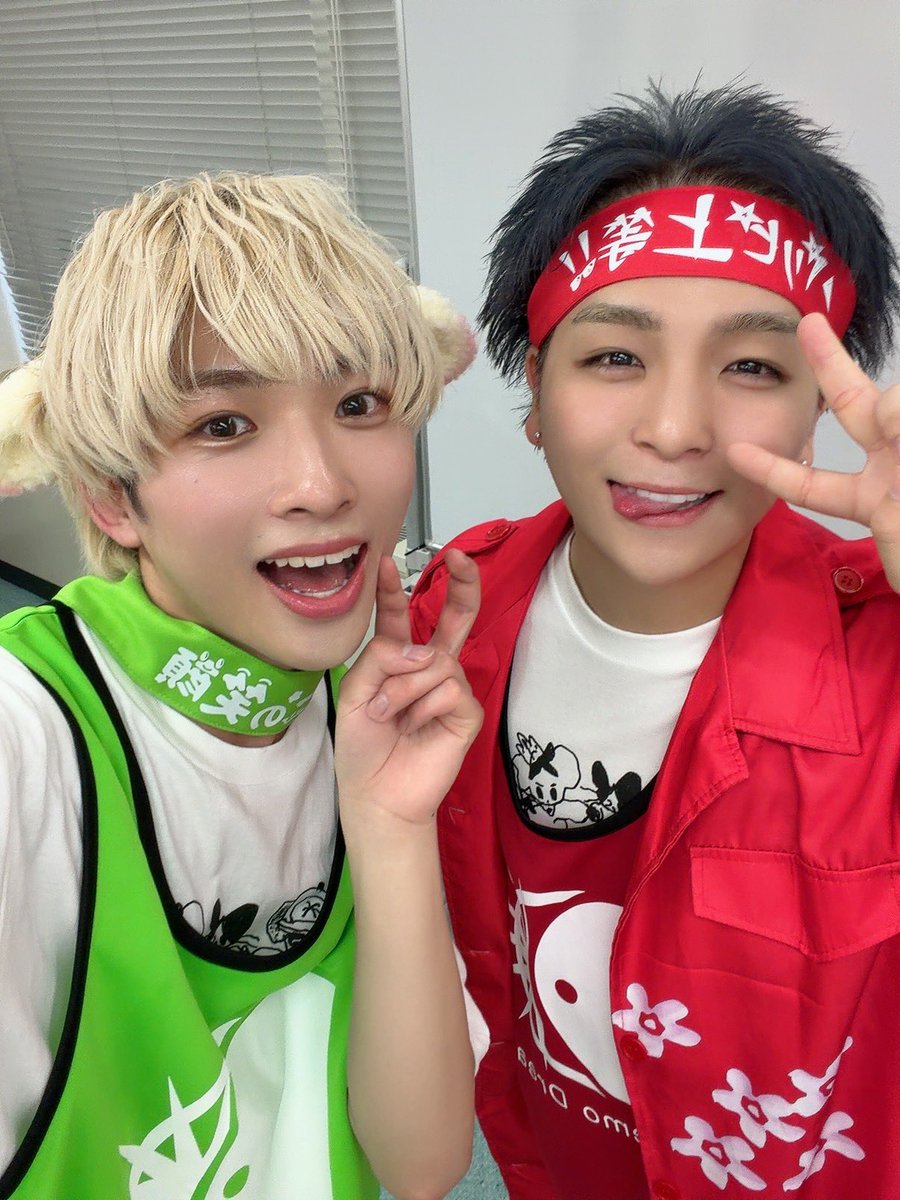 rinto_milmon's tweet photo. MeseMoa.さんとお写真です💌😭✨
その①

ぷんさん、あおいさん、野崎さん
とみたけさんと！ https://t.co/eo5KAApH3A