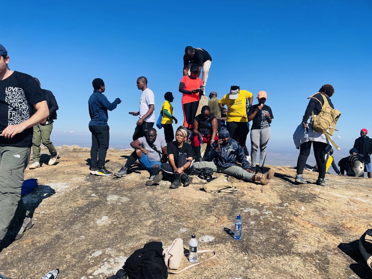 DWandewa's tweet photo. 3Peaks done💪🏾 Bunda. Ngala. Nkhoma😅#LetTheWeekendBegin🍻 https://t.co/RKnnvMWwuj