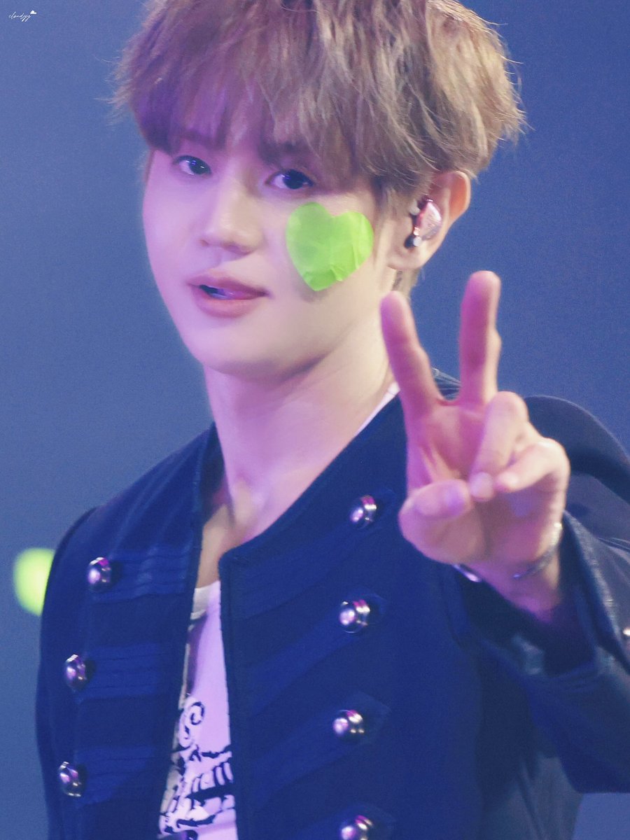 cloudyyhilight's tweet photo. 260627 마이케이페스타
 
하이~~
               💚✌🏻 

#하이라이트 #HIGHLIGHT
#비스트 #BEAST
#양요섭 #YANGYOSEOP https://t.co/eEX43qPZ0Q