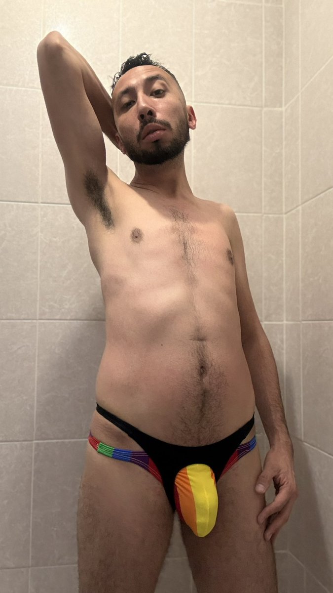 guarrito_bs's tweet photo. ✨🌈HAPPY PRIDE🌈✨
by GUARЯO
Tanga de arco y tanga bulge (PRIDE Collection)
🔴🟠🟡🟢🔵🟣
@GuarroBlack https://t.co/51fNGjWZu5
