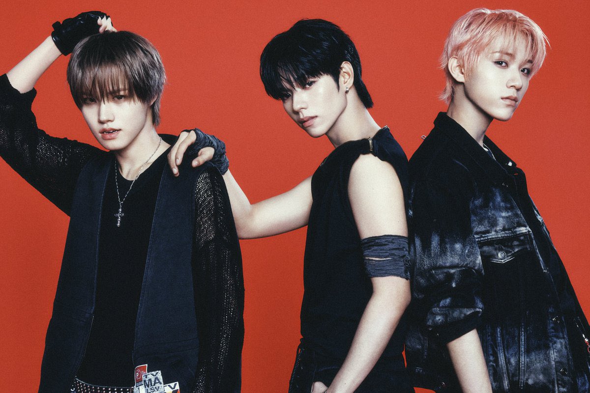 PopPlanet_'s tweet photo. AHOF Builds Excitement with Second Unit Concept Photos for ‘RUN TO YOU’.

#AHOF #아홉 @AHOF_official https://t.co/6AgGSWUfcB