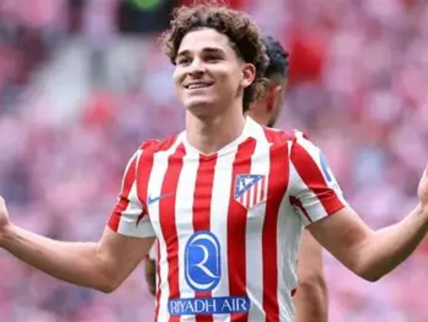 carpetasFCB's tweet photo. 📁 @ffpolo vía @mundodeportivo 

✅ Julián Álvarez quiere que el Atlético entienda que no está motivado para jugar con ellos y que la mejor solución es obtener una buena cifra por su salida y dejarle cumplir su sueño de unirse al Barça para jugar bajo las órdenes de Hansi Flick https://t.co/TCRdPhSYw7
