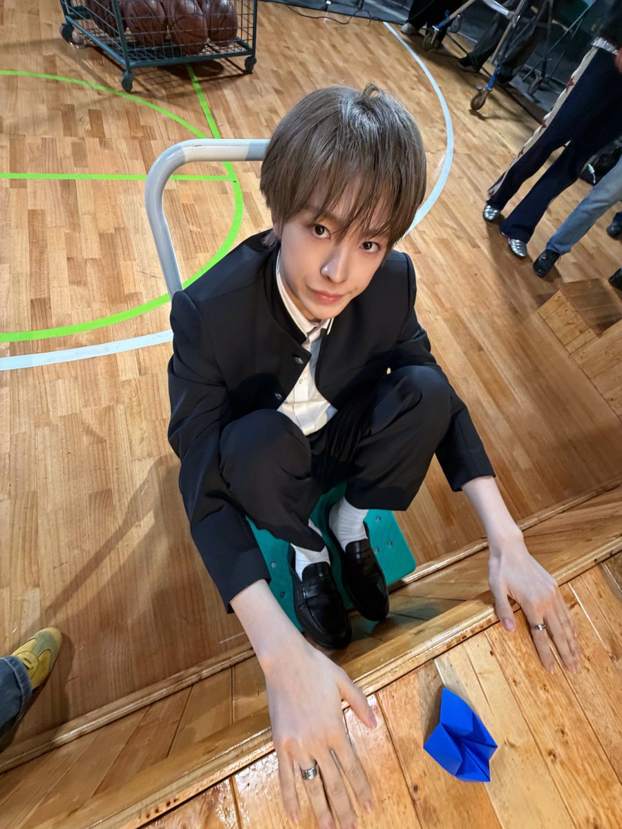 uushi_com's tweet photo. 유우시 학생 너무 귀여워

학교                                               방학 https://t.co/YBbFMAWUZ6
