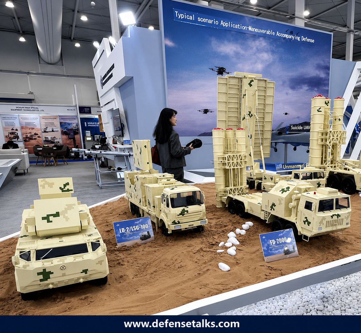 Defense_Talks's tweet photo. 𝗛𝗤-𝟭𝟳𝗔 𝗔𝗶𝗿 𝗗𝗲𝗳𝗲𝗻𝘀𝗲 𝗦𝘆𝘀𝘁𝗲𝗺
The HQ-17A is a short-range, all-weather air defense system designed to counter aircraft, helicopters, cruise missiles, UAVs, and precision-guided munitions. It combines high mobility, rapid reaction capability, and integrated target tracking to provide effective point defense for military formations and critical infrastructure.

𝗟𝗗𝟮/𝗝𝗦𝗚-𝟭𝟬𝟬 𝗔𝗰𝗾𝘂𝗶𝘀𝗶𝘁𝗶𝗼𝗻 𝗥𝗮𝗱𝗮𝗿
The LD2/JSG-100 is a three-dimensional acquisition radar that provides long-range surveillance, target detection, and tracking for integrated air defense networks. It is capable of simultaneously monitoring multiple aerial threats while delivering accurate target data to command and fire control systems.

𝗙𝗗-𝟮𝟬𝟬𝟬 𝗔𝗶𝗿 𝗗𝗲𝗳𝗲𝗻𝘀𝗲 𝗦𝘆𝘀𝘁𝗲𝗺
The FD-2000 is a long-range surface-to-air missile system developed to engage aircraft, cruise missiles, and other high-value aerial targets. Designed for strategic air defense, it offers extended engagement ranges, advanced radar guidance, and network-centric integration for layered air defense operations.