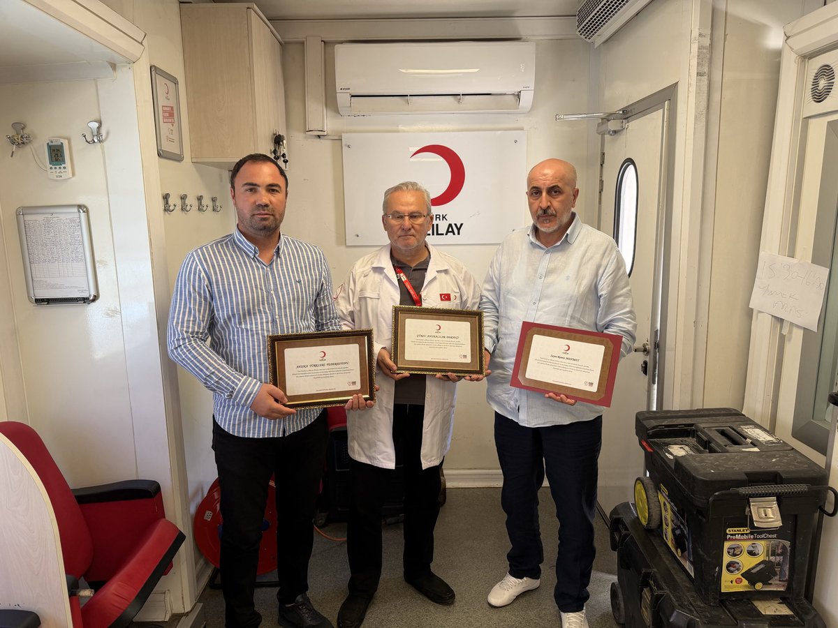 MuzafferFerman's tweet photo. Ahıska Türkleri Federasyonu ve Bursa Kızılayı ile Gürsu ilçesinde düzenlemiş olduğumuz Kan bağışı organizasyonunda 50. Kan bağışımızı yaptık.Tüm Vatandaşlarımızı bağış yapmaya davet ediyoruz.🩸 https://t.co/HRFAlirHd5