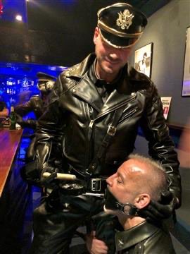 LeatherMaster04's tweet photo. I don’t ask. I command. Kneel, open wide, and take what Sir gives you 👿🥵

#LeatherMaster #TotalPowerExchange #BDSMCommunity #nsfwtwtًً #deepthroat https://t.co/JGe7C9qRYP
