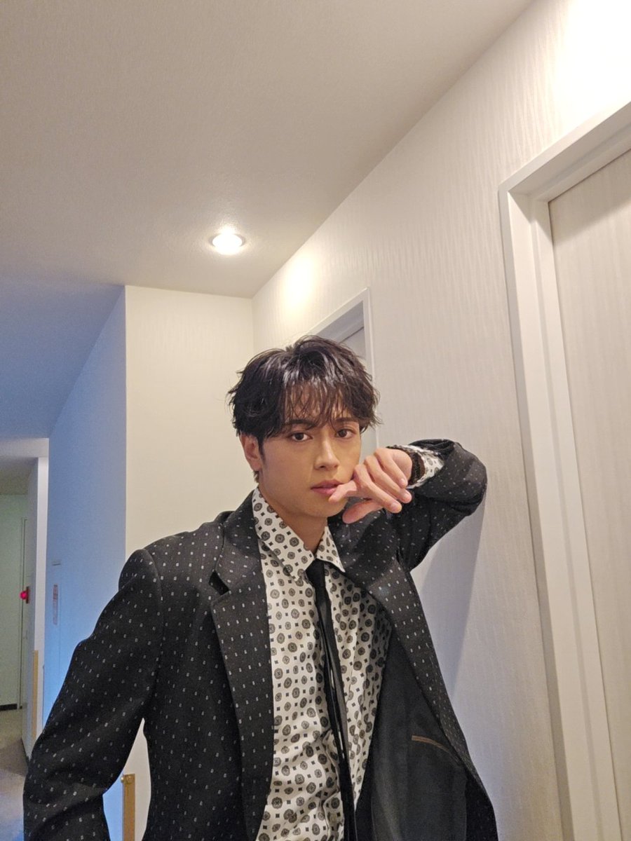 ken_voice_drama's tweet photo. 【ゆもと荘へようこそvol.8】
東京　2部

ご来場誠にありがとうございました。
台風と言うこんな日にこんなに沢山の味方に囲まれて幸せ以外の何者でもございませんでした。
本当にありがとうございます😭

味方の皆様が無事にご帰宅できること祈っております😌

改めましてありがとうございました❗ https://t.co/r1WTf0YFbw