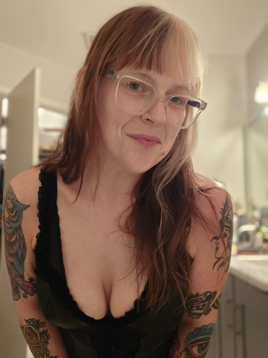 RuntheJules420's tweet photo. https://t.co/hJCNXJVsoM
@OnlyFans #tattooed #blacklingerie #onlyfans https://t.co/OLD9Mr0X6j