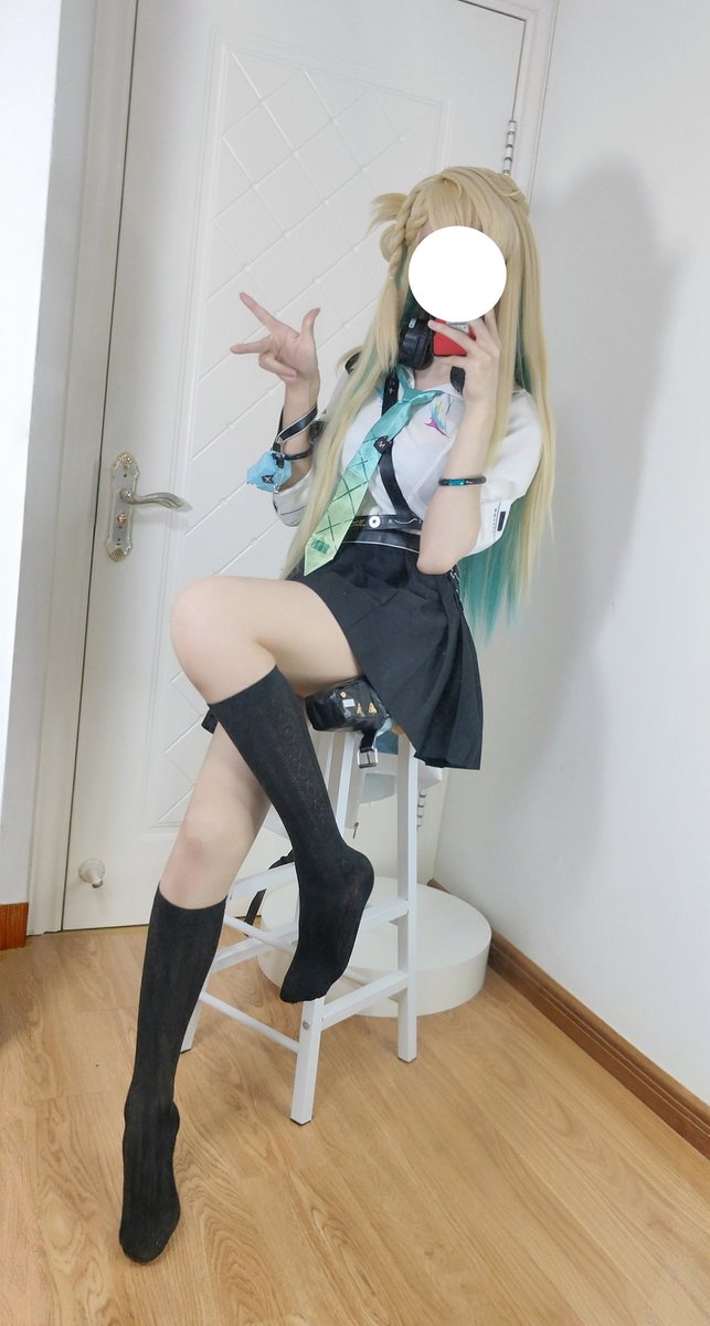 泉彩悠 tweet media
